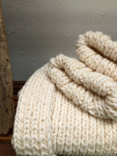 Load image into Gallery viewer, Stellapop Chunky Cardigan